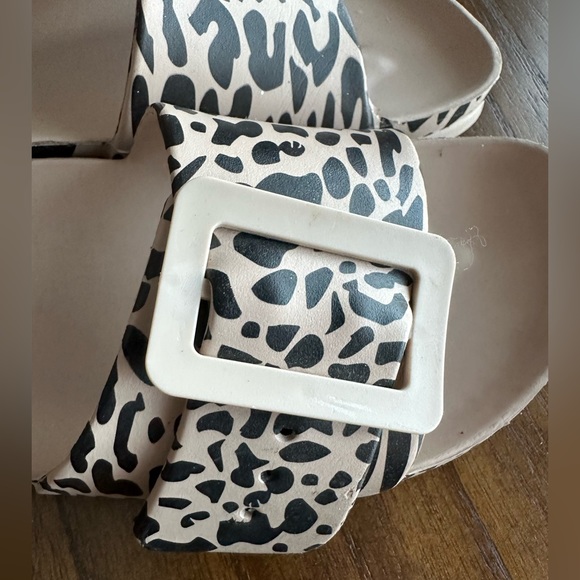 Chinese Laundry Leopard Slides - Size 39 - Picture 3 of 5